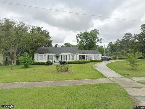 Broad, CAMILLA, GA 31730