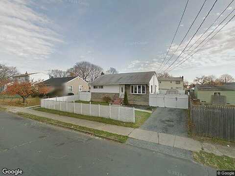 Surrey, AMITYVILLE, NY 11701