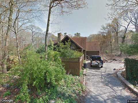 Valhal, ROCKY POINT, NY 11778