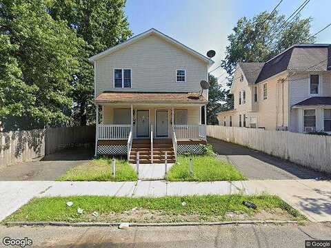Cottage, BRIDGEPORT, CT 06605