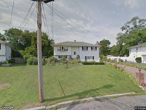 Yankee, BRENTWOOD, NY 11717