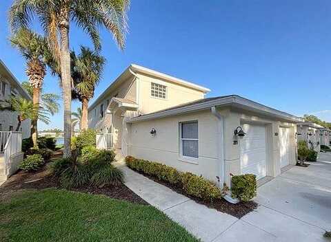 Crown Pointe, NAPLES, FL 34112