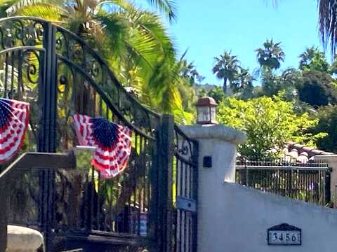 Hollyberry, VISTA, CA 92084