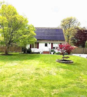 Auborn, SHIRLEY, NY 11967