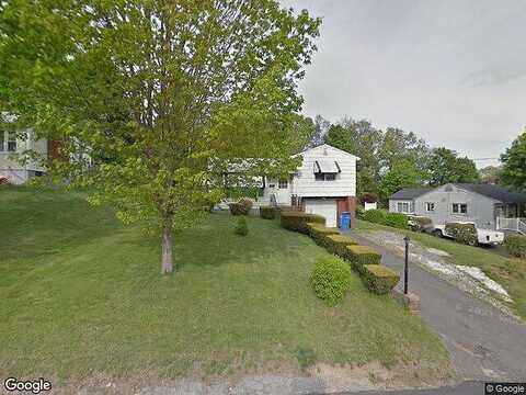 Mapleridge, WATERBURY, CT 06705