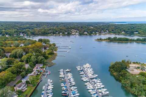 Milland, NORTHPORT, NY 11768