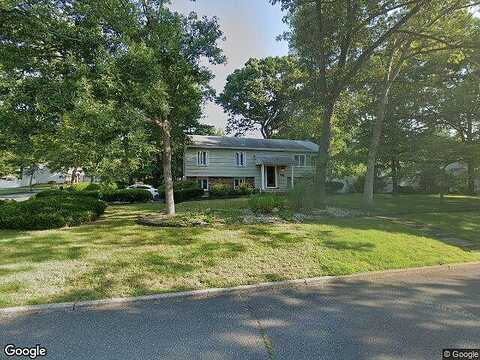 Essex, CORAM, NY 11727