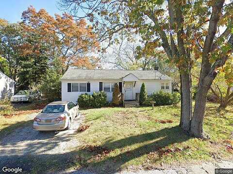 Panamoka, RIDGE, NY 11961