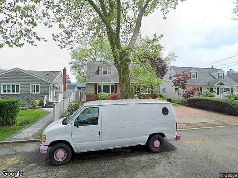 6Th, EAST NORTHPORT, NY 11731