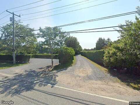 Butter Ln, Southampton, NY 11968