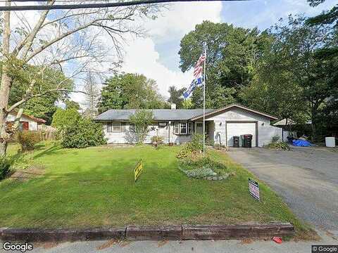 Lisa, BROCKTON, MA 02302