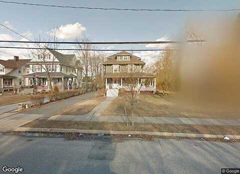 Maple, BAY SHORE, NY 11706
