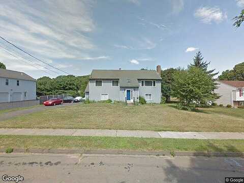 Nicole, EAST HAVEN, CT 06512