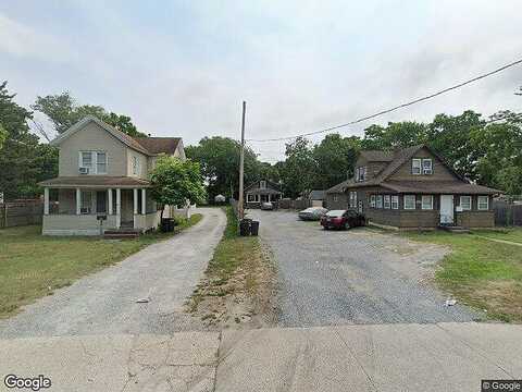 River, PATCHOGUE, NY 11772