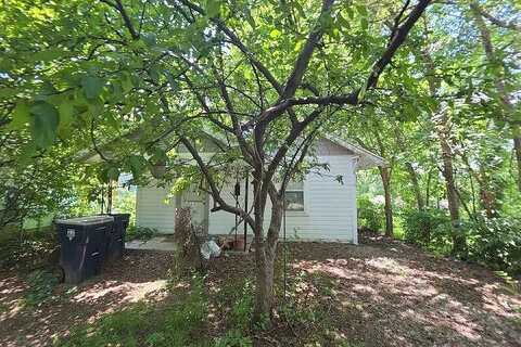 Thompson, KANSAS CITY, MO 64125