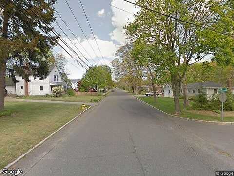Pine St, Brookhaven, NY 11715