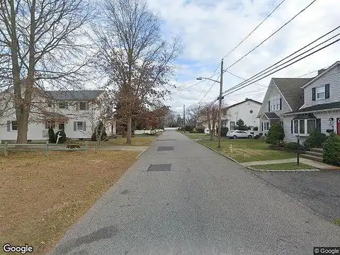 No Street Given, Islip, NY 11751