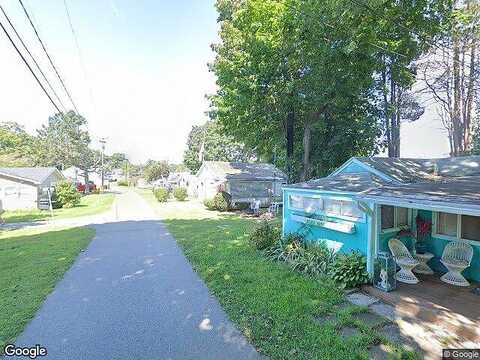 No Street Given, Madison, CT 06443