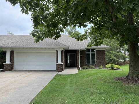 502 Larch Ln, IowaCity, IA 52245