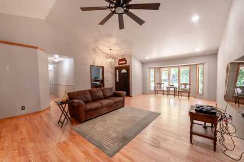 1840 Candleridge Dr, Twin Falls, ID 83301