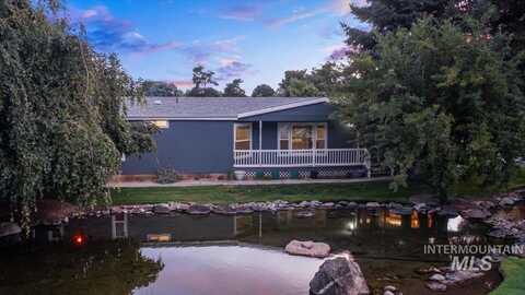 8306 W Willowpark Dr, Boise, ID 83714