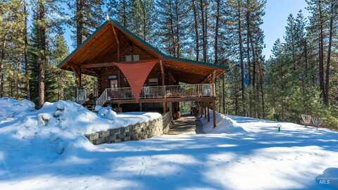 23 Cloudy Way, Garden Valley, ID 83622