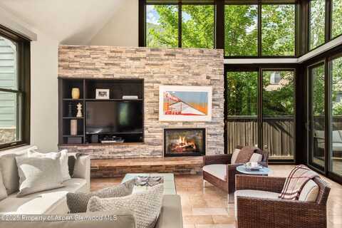 939 E COOPER Avenue, Aspen, CO 81611