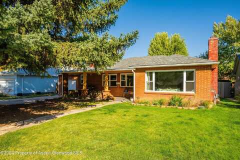 341 PARK Drive, Glenwood Springs, CO 81601