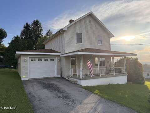651 6th Street, Colver, PA 15927