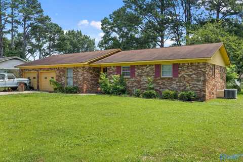 914 6th Avenue Sw SW, Decatur, AL 35601