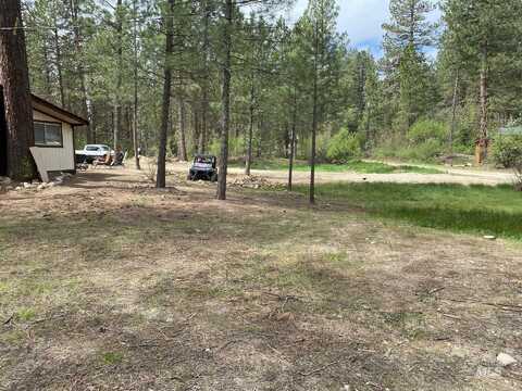 12 Woods Ln, Idaho City, ID 83631