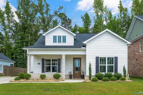 6214 Pembrook Pond Place SE, Owens Cross Roads, AL 35763