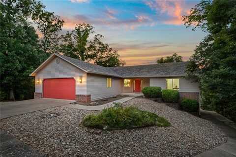 34 Reading LN, Bella Vista, AR 72714