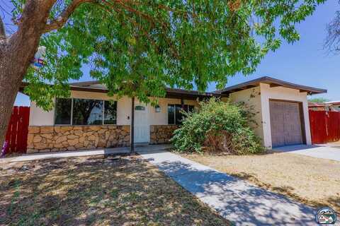 966 Chestnut Ave, Holtville, CA 92250