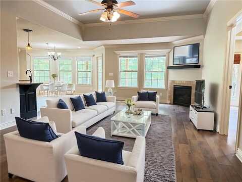 2 Drifton LN, Bella Vista, AR 72715