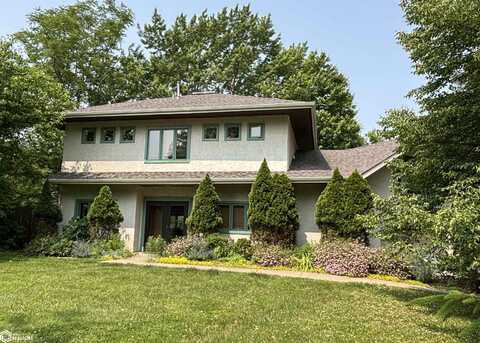 1204 Lakeview Drive, Fairfield, IA 52556