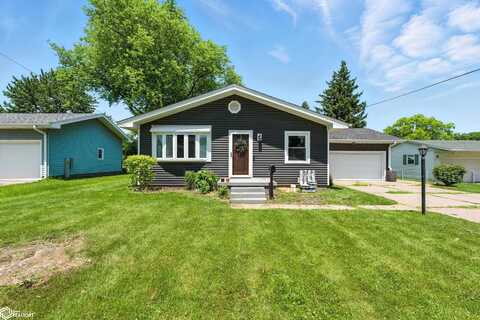 2113 Ridgewood Ave, Muscatine, IA 52761