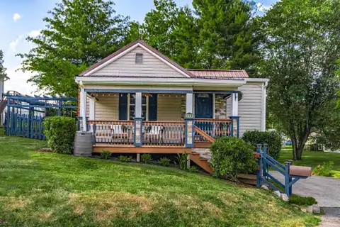 418 Cherry Street, Bridgeport, WV 26330