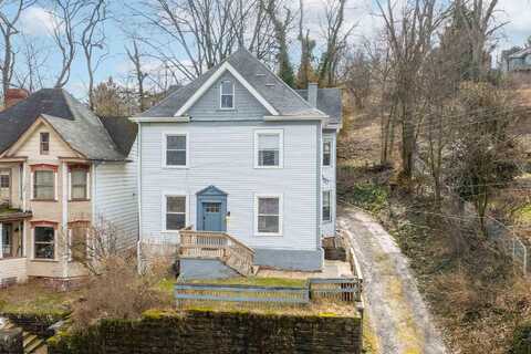 208 Logan Avenue, Morgantown, WV 26501