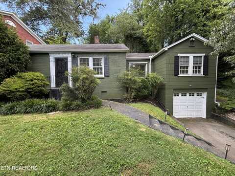 3032 N Hills Blvd, Knoxville, TN 37917