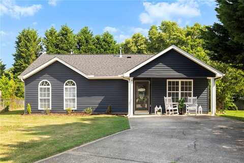 204 Dexter Bend Court, Fountain Inn, SC 29644