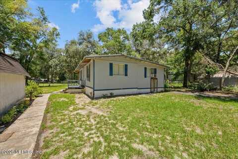 108 HUGH Avenue, Interlachen, FL 32148