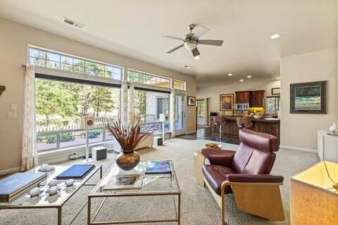 9507 Kestrel Road, Klamath Falls, OR 97601