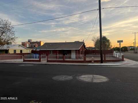 1048 N 27TH Place, Phoenix, AZ 85008