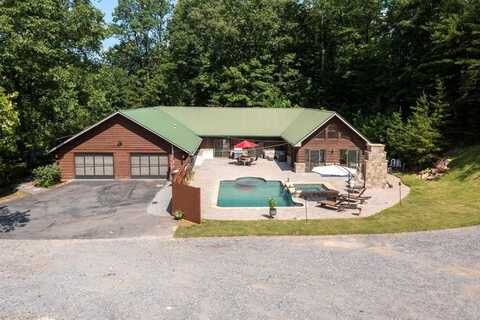 787 Sawyer Cove Road, Hayesville, NC 28904
