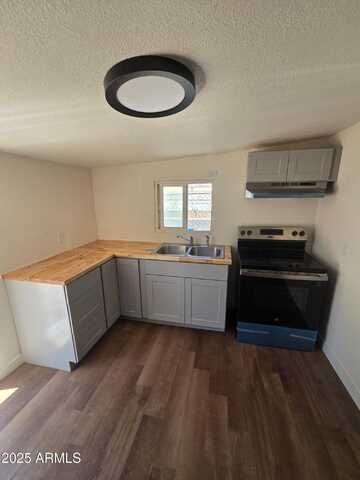 413 E 4TH Avenue, Buckeye, AZ 85326