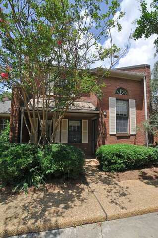 9 Cambridge Dr., Tupelo, MS 38801