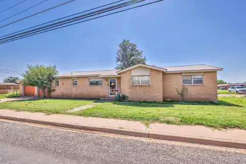 509 N Ballard Street, Brownfield, TX 79316