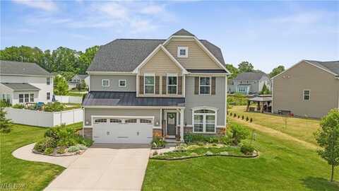 2747 Compass Point Drive, Uniontown, OH 44685