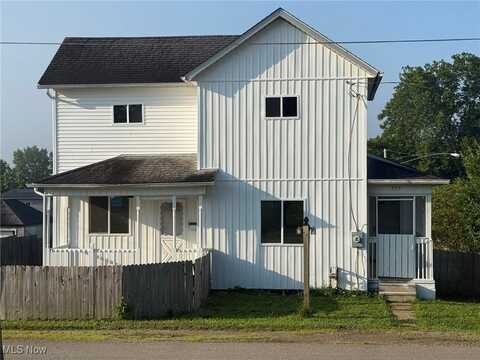 229 high Street, Roseville, OH 43777
